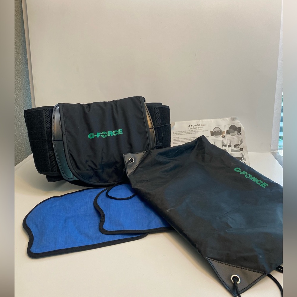 G/FORE Black and Blue VR Accessory Set